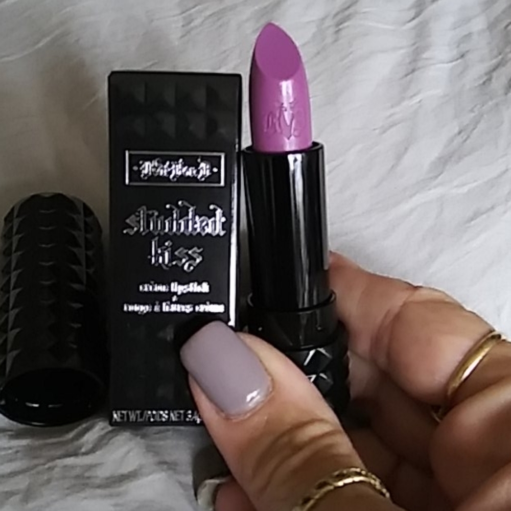 Kat Von D Studded Kiss Creme